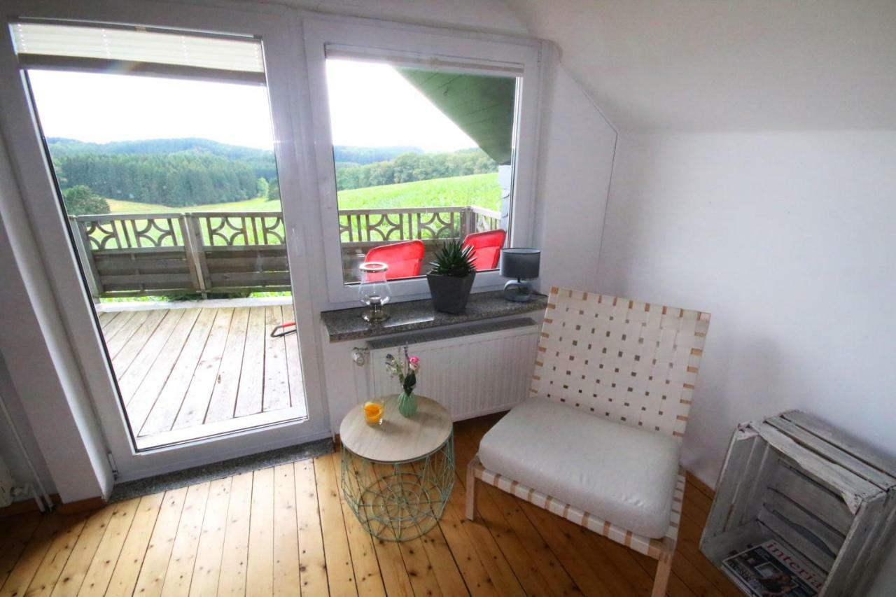Kleines Haus Mitten In Der Natur Mit Eigener Terrasse Und Sonnenbalkon Halver Εξωτερικό φωτογραφία
